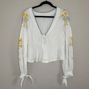 Free People Medium Kara Babydoll Embroidered Boho Prairie Festival Cottage